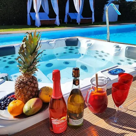 Villa Whiteloft Pool Lounge *