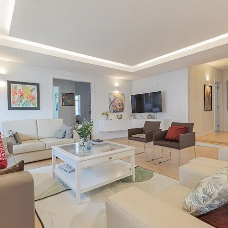 Villa Whiteloft Pool Lounge