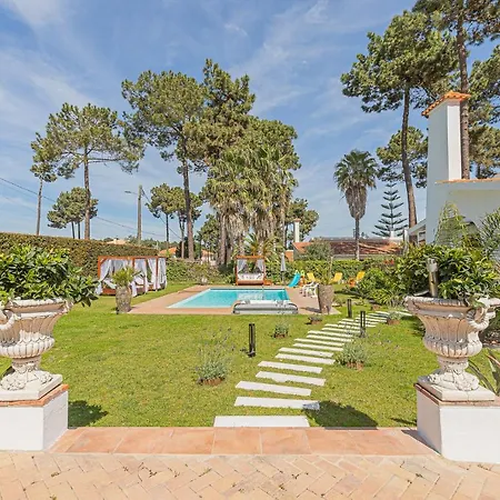 Whiteloft Pool Lounge Corroios