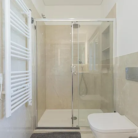 Whiteloft Pool Lounge * Corroios