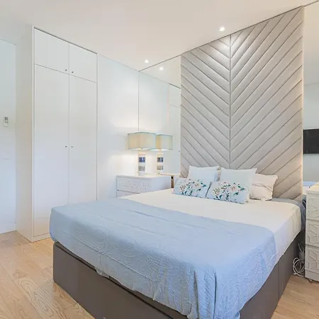 Whiteloft Pool Lounge Villa Corroios