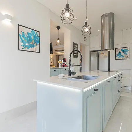 Whiteloft Pool Lounge Villa