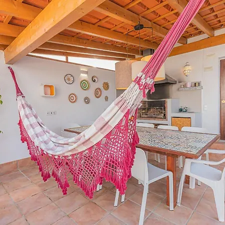 Whiteloft Pool Lounge * Corroios