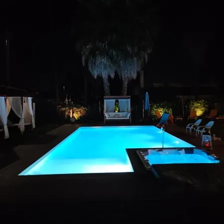 Villa Whiteloft Pool Lounge Corroios