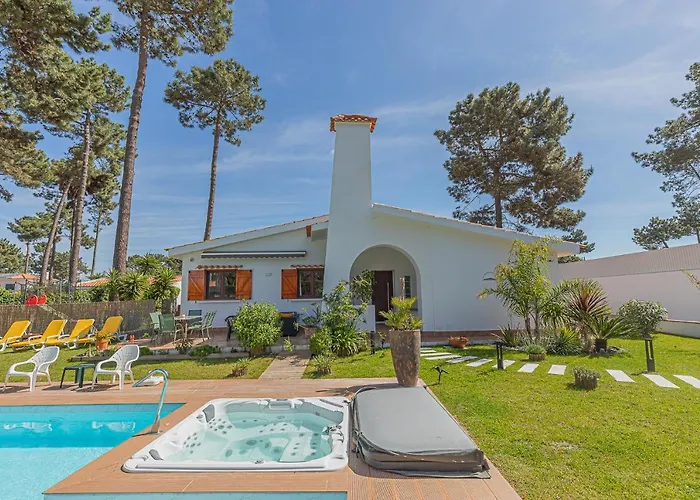 Vila Whiteloft Pool Lounge Corroios