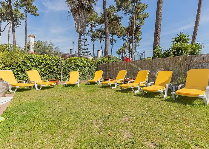 Whiteloft Pool Lounge Vila